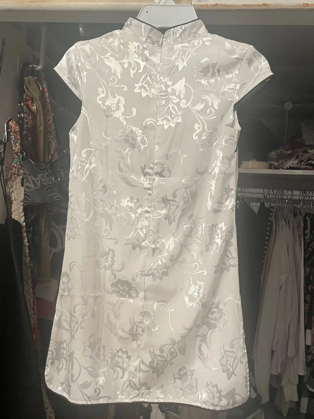 Girls Asian dress floral white Chinese quipao cheongsam size 4/5 6/7